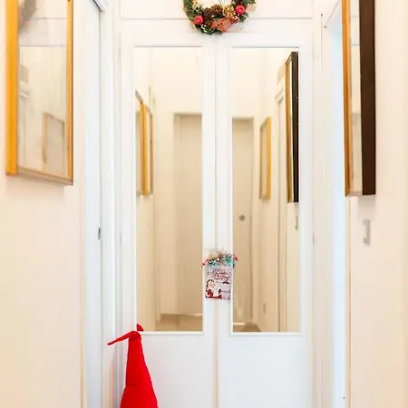 Sistina House Style X 6 * Roma