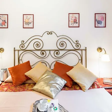Sistina House Style X 6 Apartment Rome