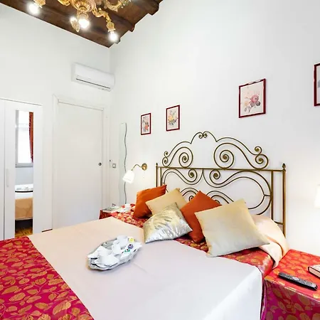 Sistina House Style X 6 Apartment Rome